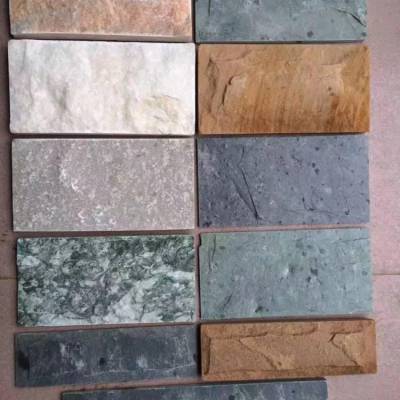 自然之韵 文化石、青石板与小蘑菇石在绿色石材装饰中的艺术融合